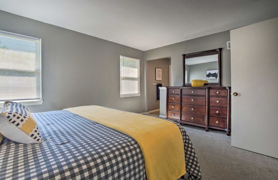 Photo of Bedroom in Overland Park