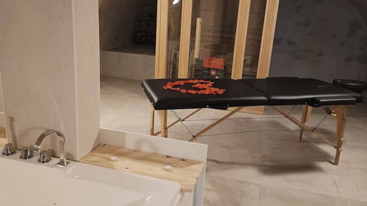 Photo of Others in Dallet