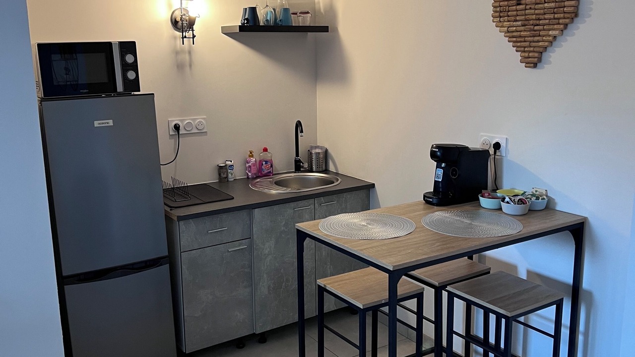 Photo of Others in Dallet