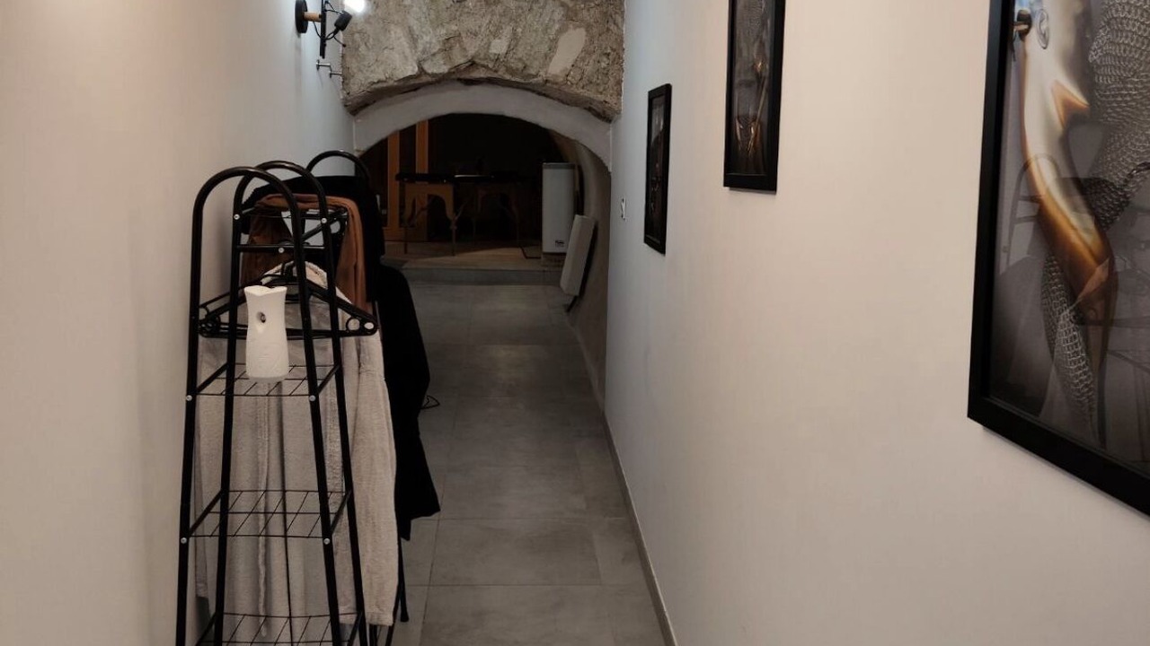 Photo of Others in Dallet