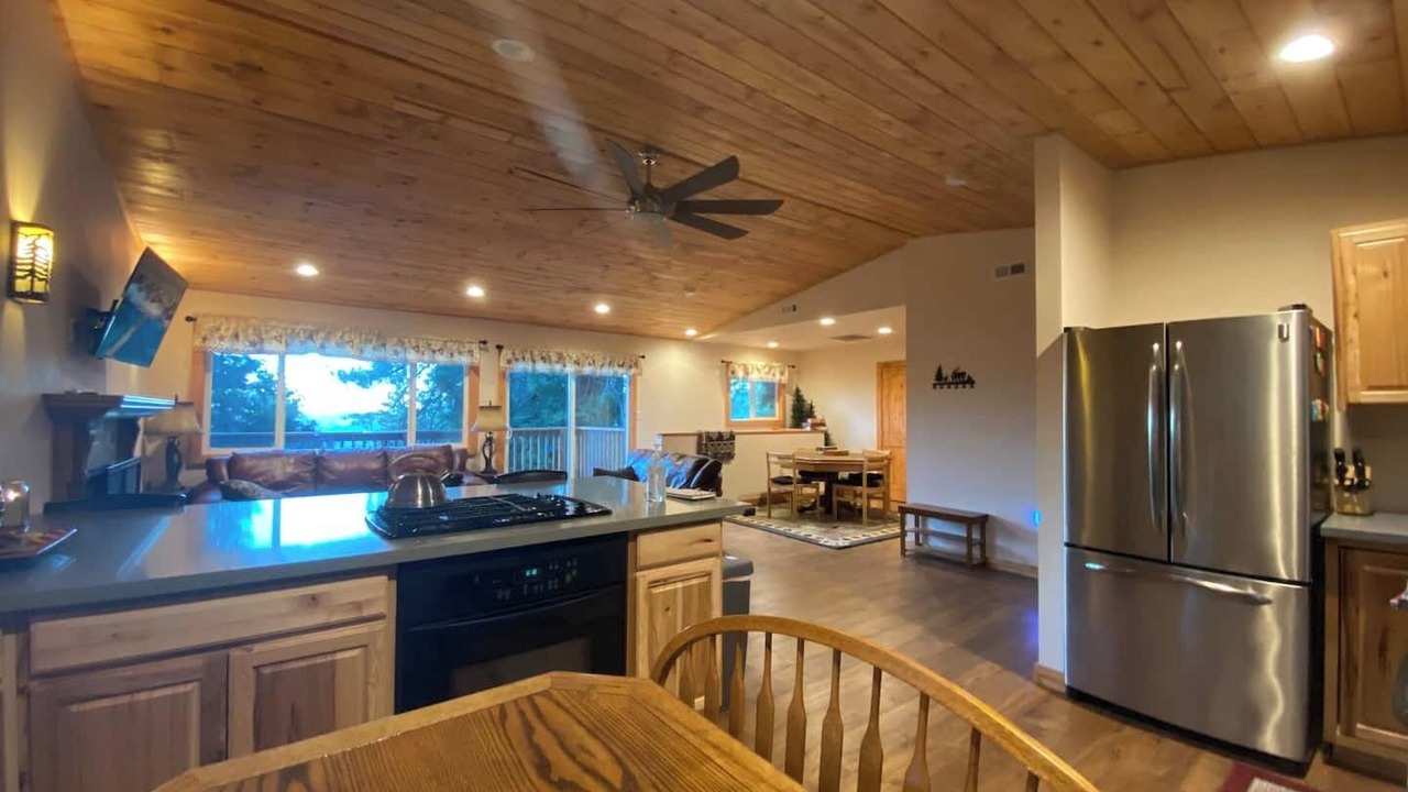 Photo of Kitchen in Running Springs