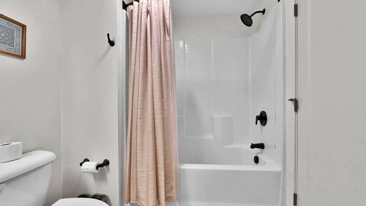 Photo of Bathroom in University Circle