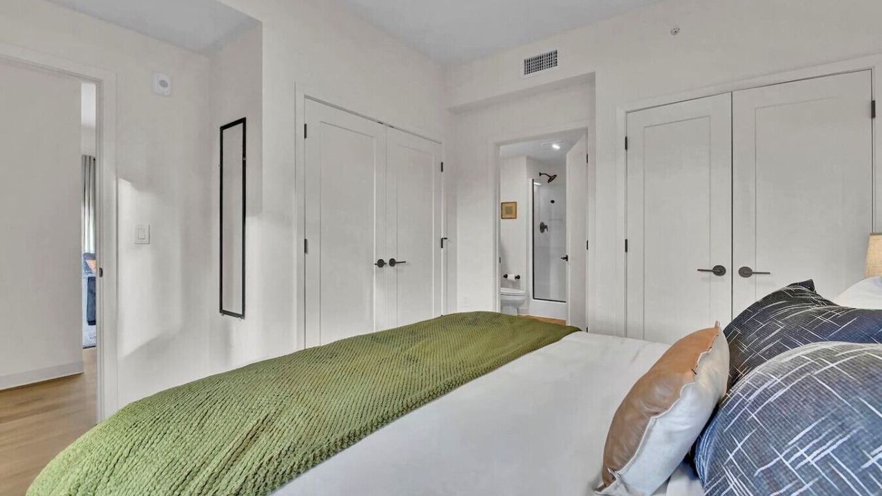 Photo of Bedroom in University Circle