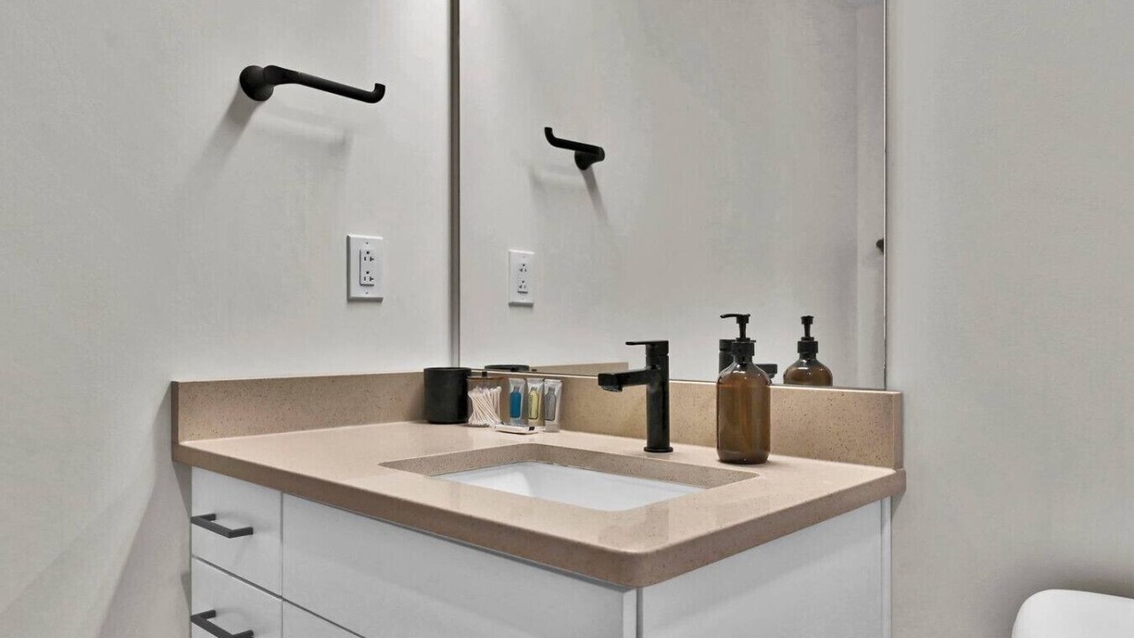 Photo of Bathroom in University Circle
