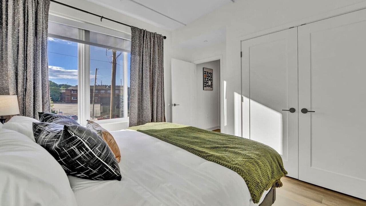 Photo of Bedroom in University Circle