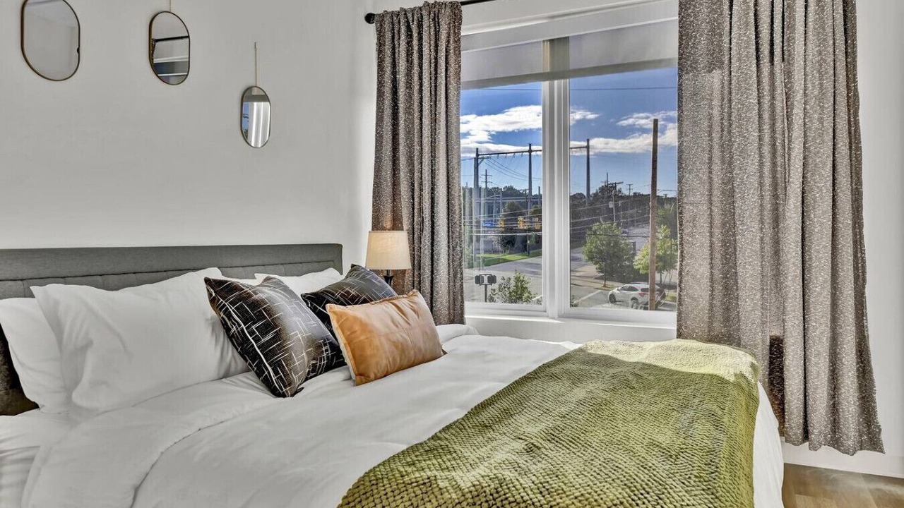 Photo of Bedroom in University Circle