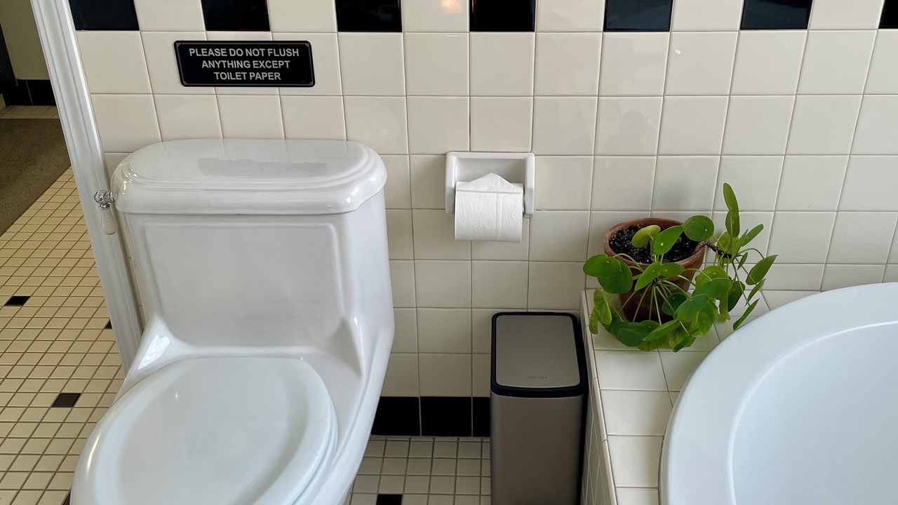 Photo of Bathroom in Commerce