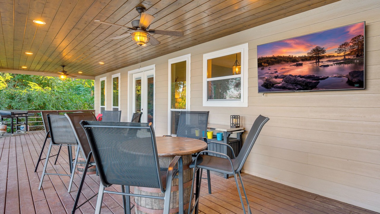 Photo of Outdoor in Dogwood
