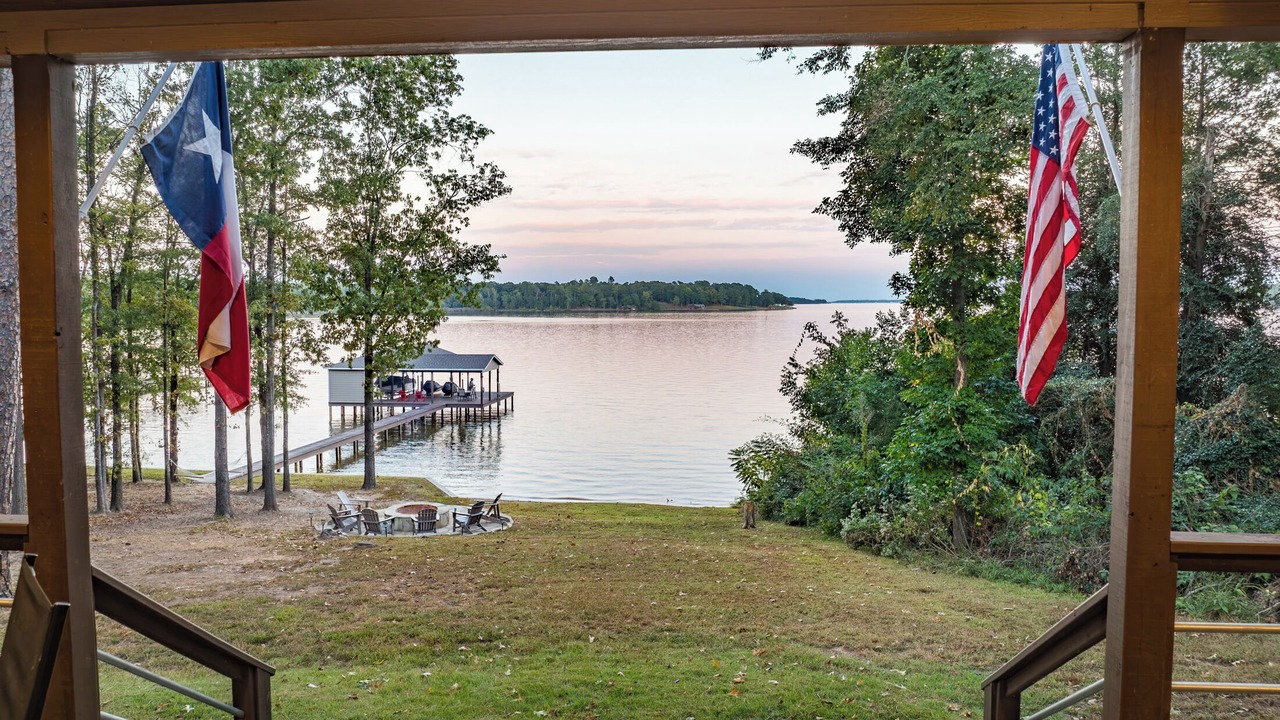 Photo of Outdoor in Dogwood