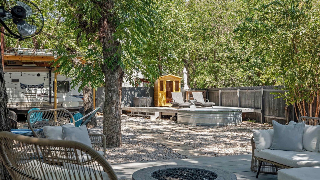 Photo of Patio Balcony in East MLK