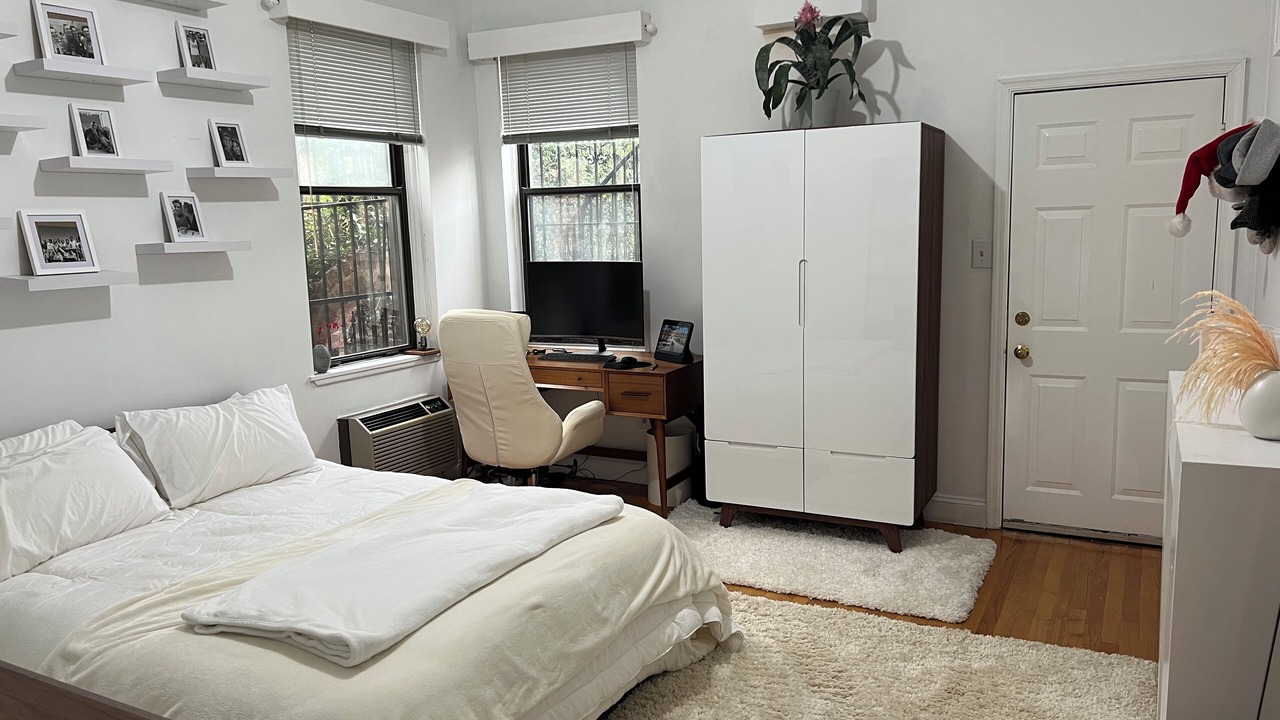 Photo of Bedroom in Cardozo