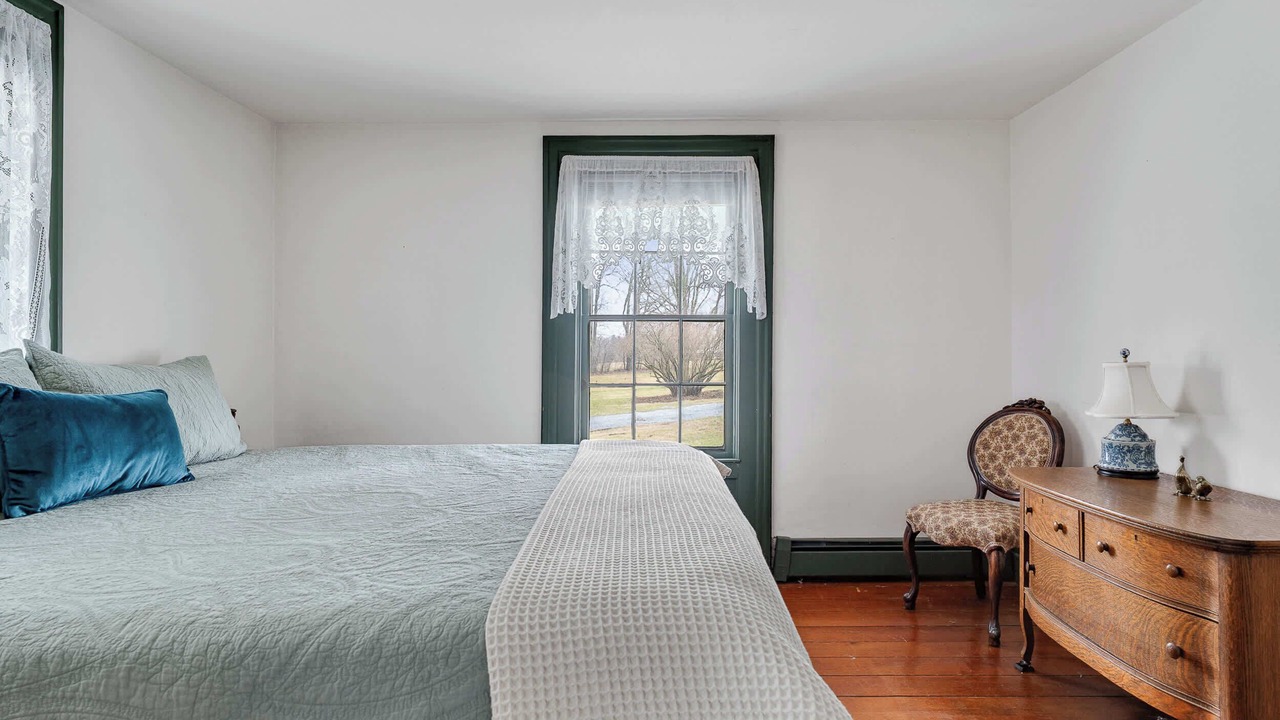 Photo of Bedroom in Addison