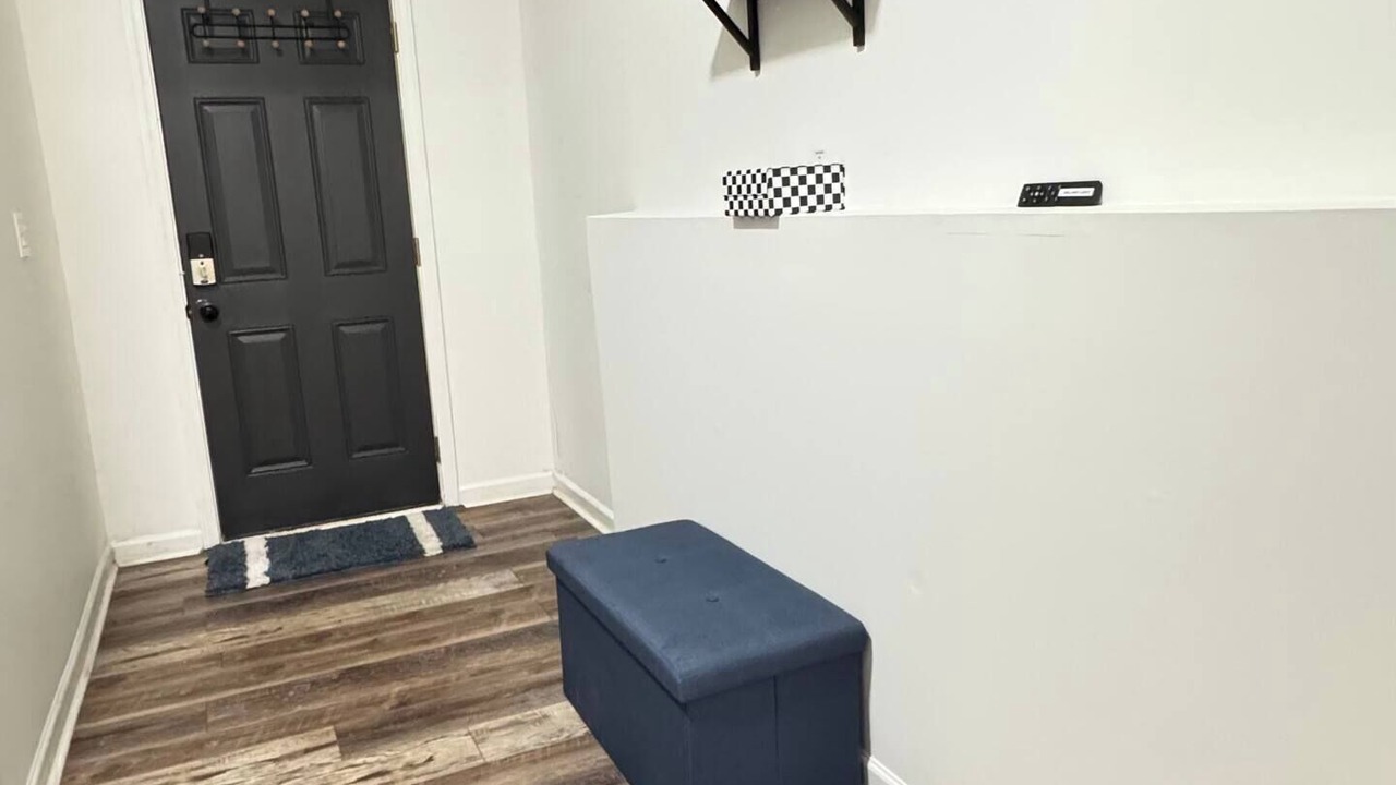 Photo of Others in Monroe