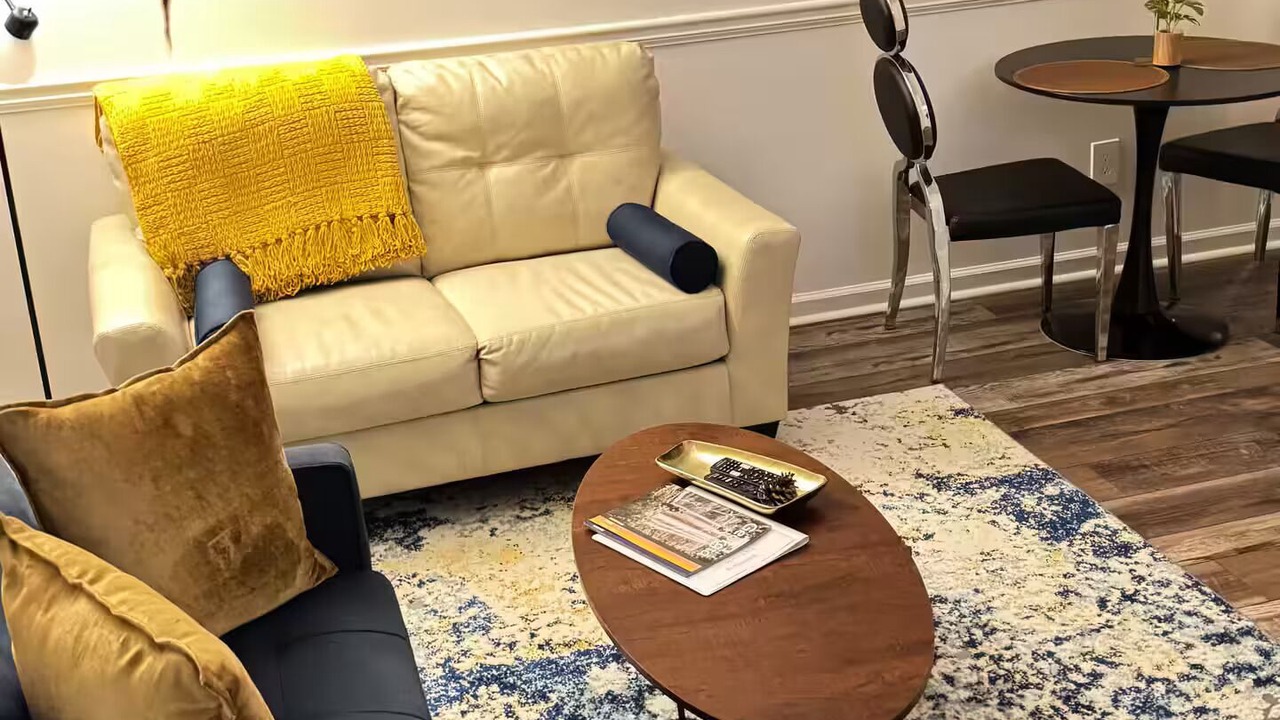 Photo of Livingroom in Monroe