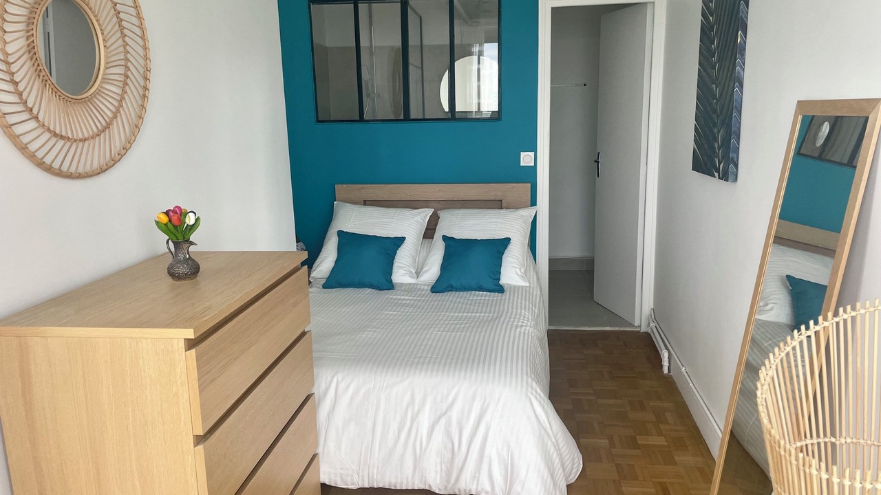 Photo of Bedroom in Passy