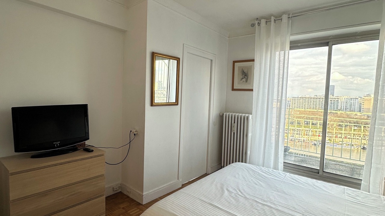 Photo of Bedroom in Passy
