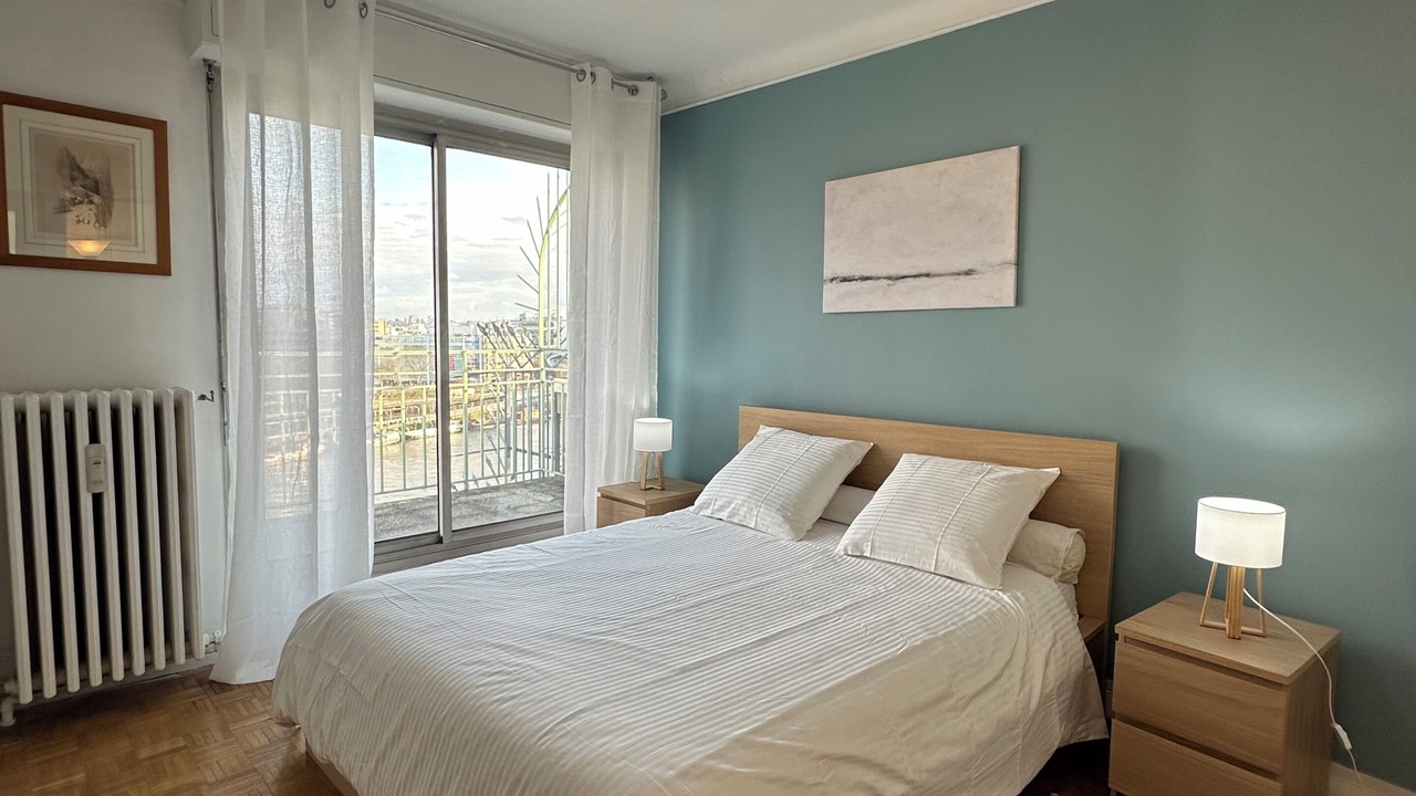 Photo of Bedroom in Passy