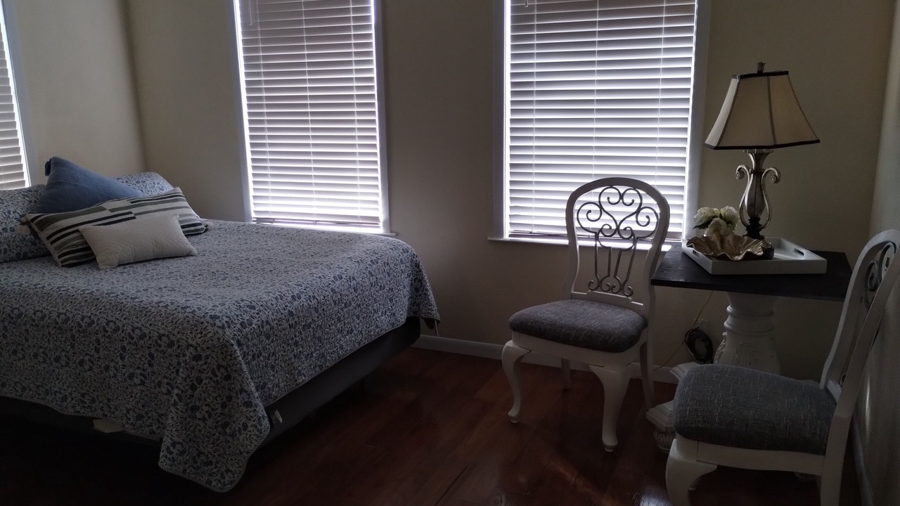 Photo of Bedroom in Hearne