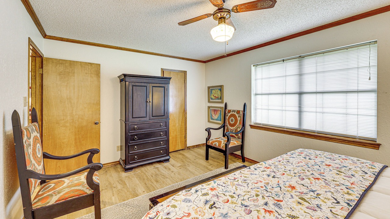 Photo of Bedroom in Redlick