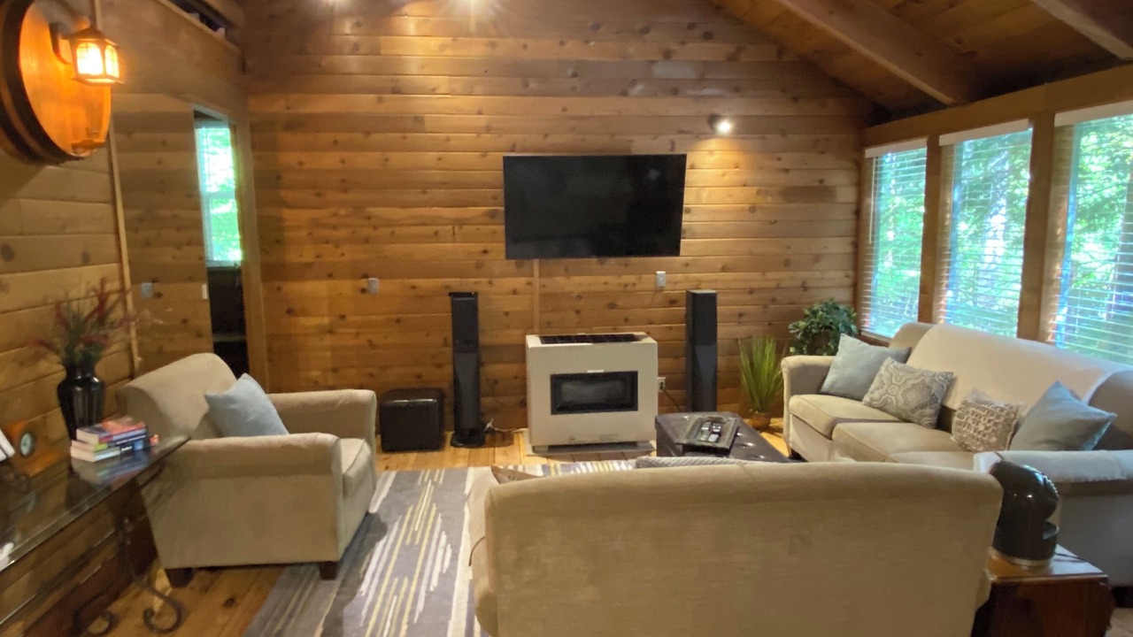 Photo of Livingroom in Enumclaw