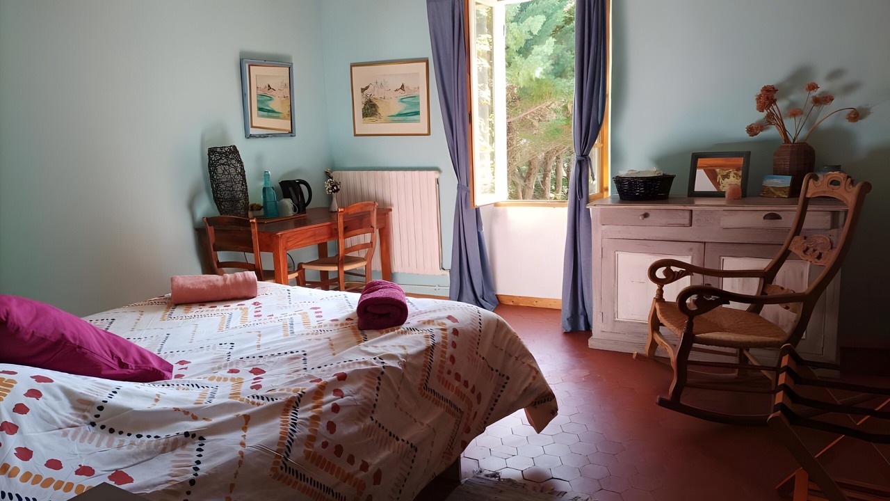 Photo of Bedroom in Saint-Etienne-les-Orgues