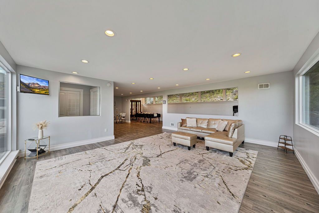 Photo of Others in Suffern