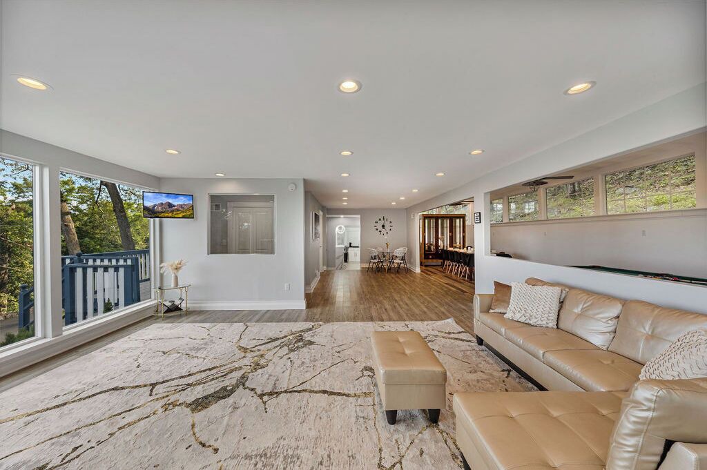 Photo of Others in Suffern