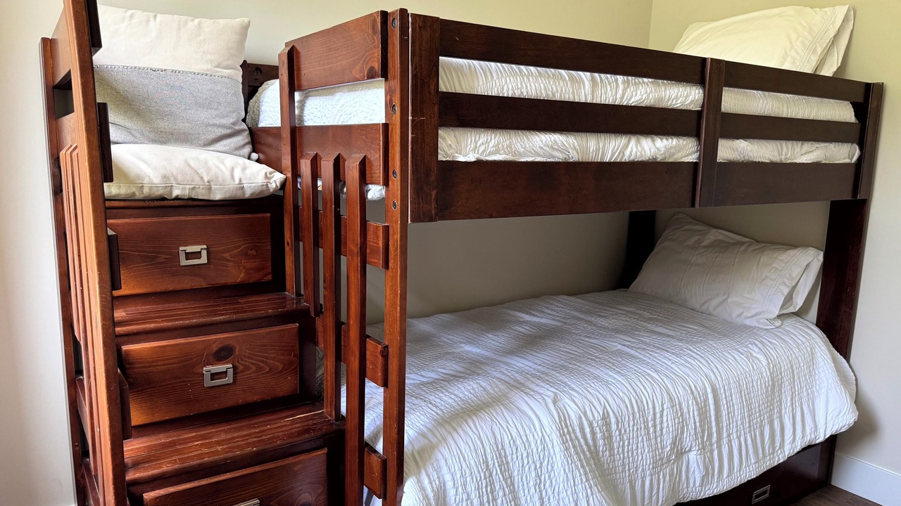 Photo of Bedroom in Burk's Falls