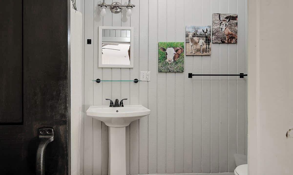 Photo of Bathroom in Centerville