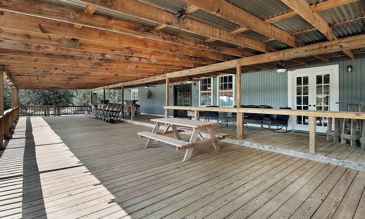 Photo of Outdoor in Centerville