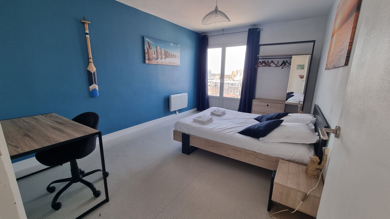 Photo of Bedroom in Calais City Center