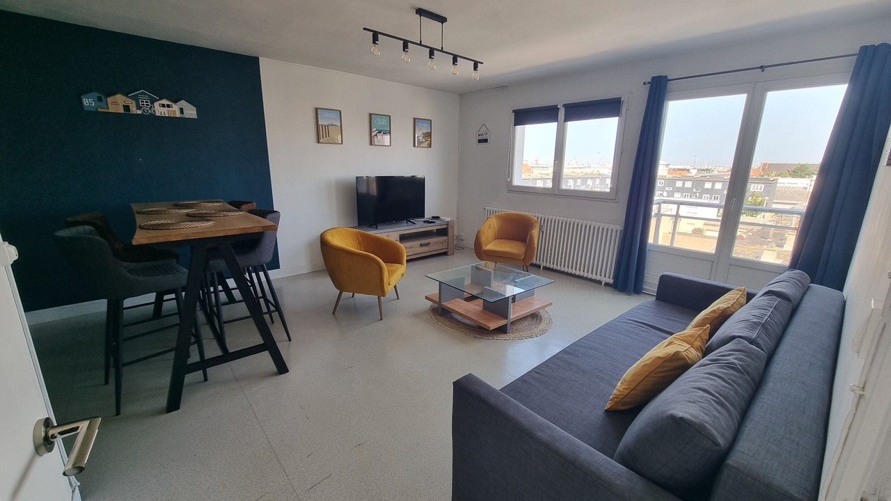Photo of Livingroom in Calais City Center