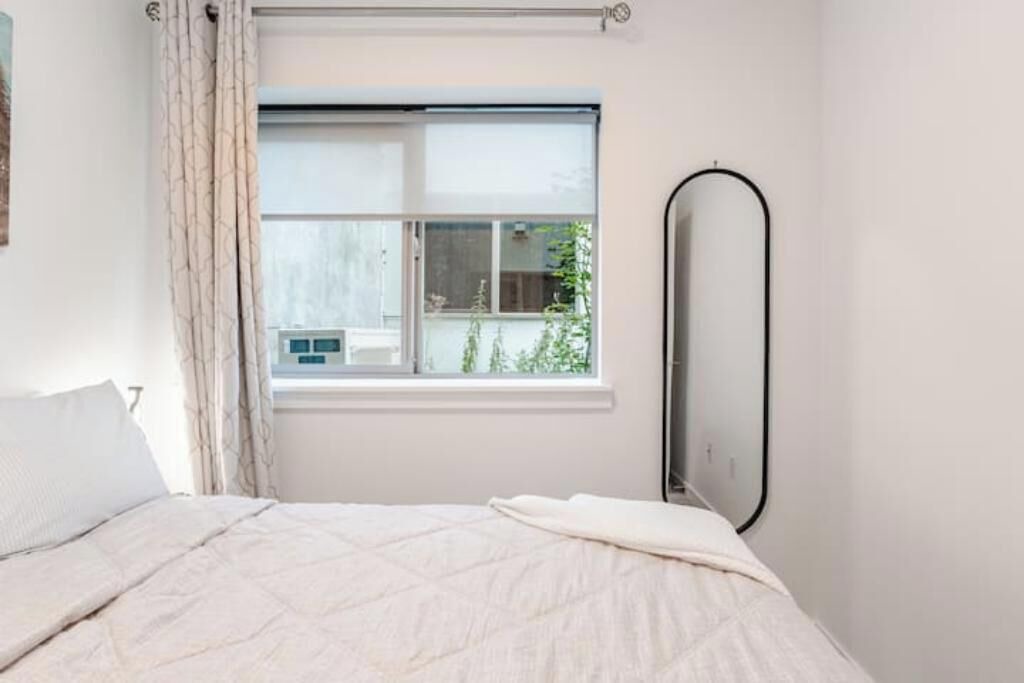 Photo of Bedroom in South Beacon Hill