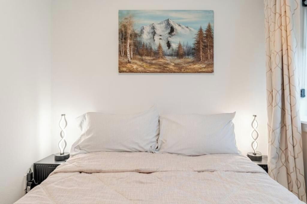 Photo of Bedroom in South Beacon Hill