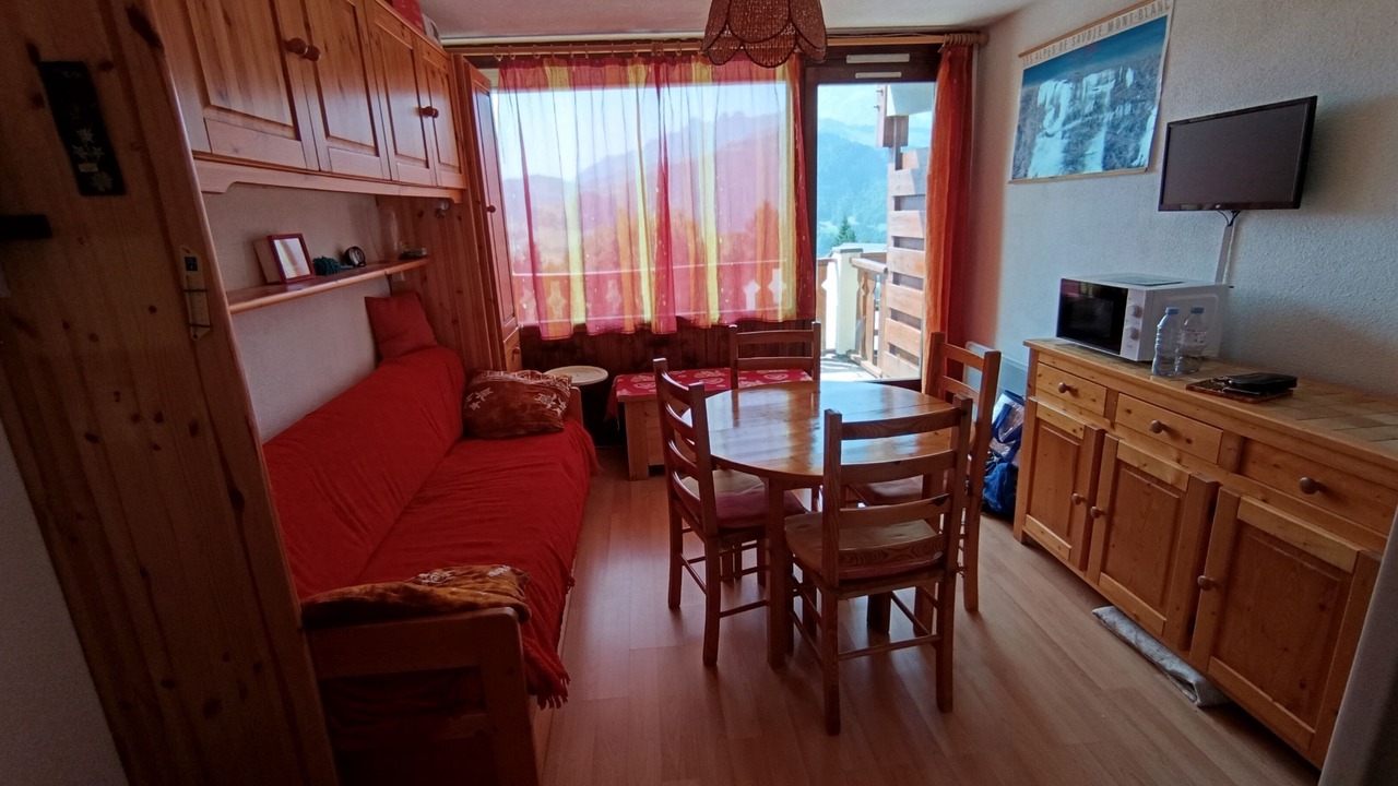 Photo of Livingroom in Cohennoz