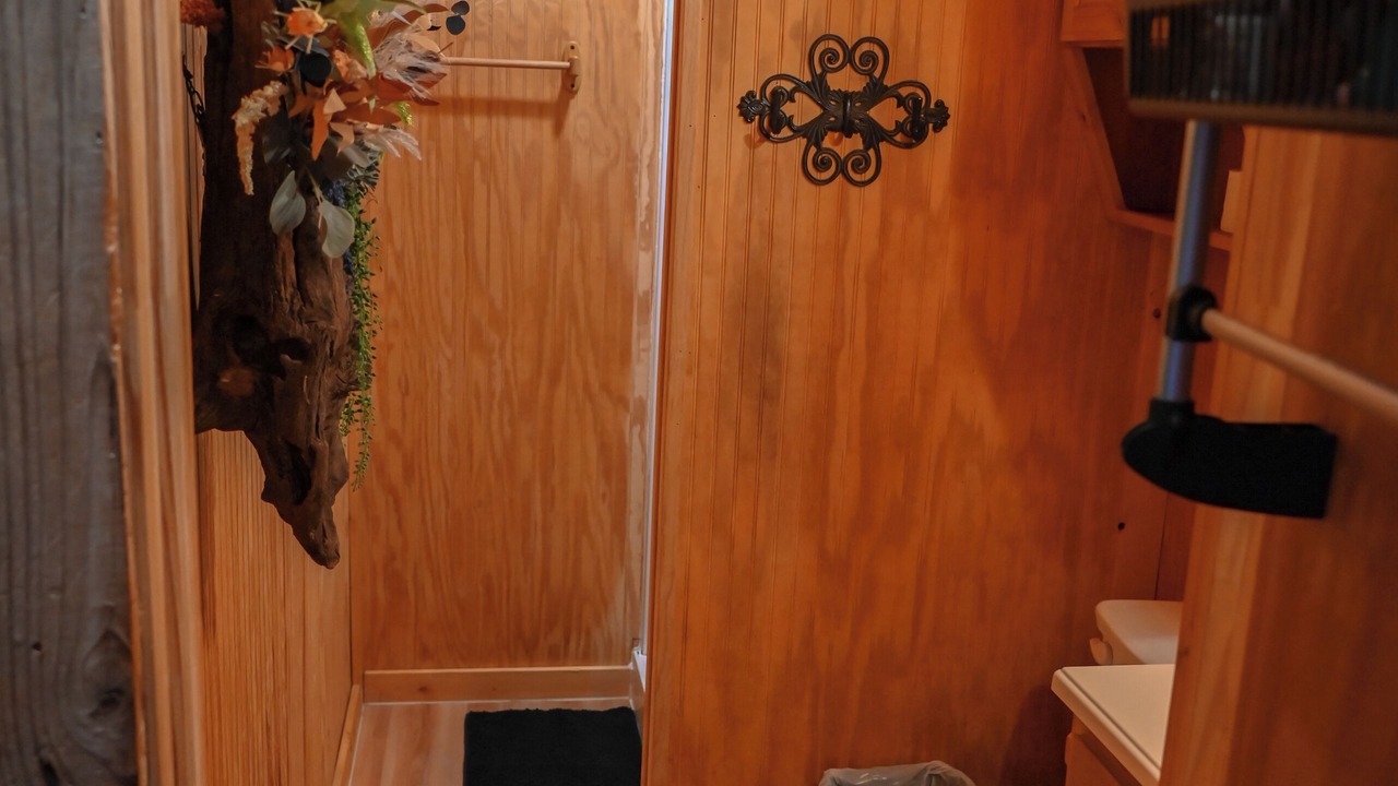 Photo of Bathroom in Gatesville