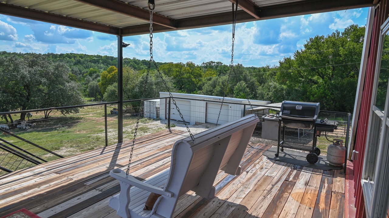 Photo of Patio Balcony in Gatesville