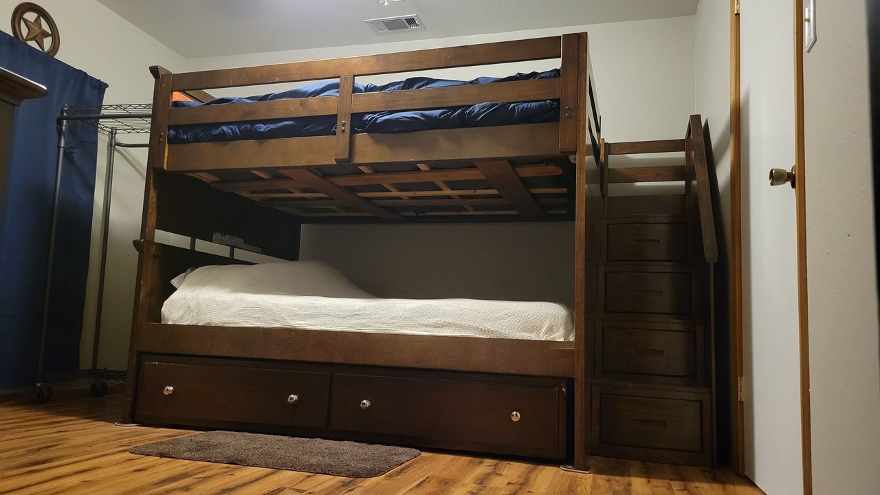 Photo of Bedroom in Leakey