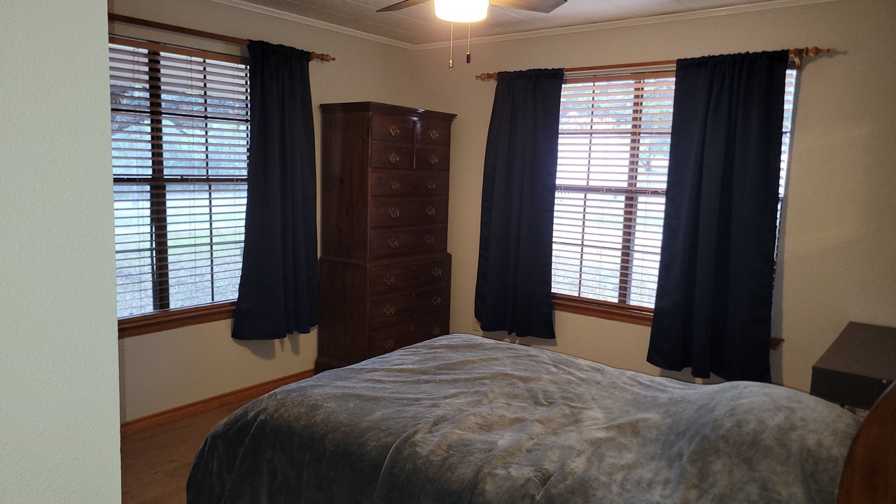 Photo of Bedroom in Leakey