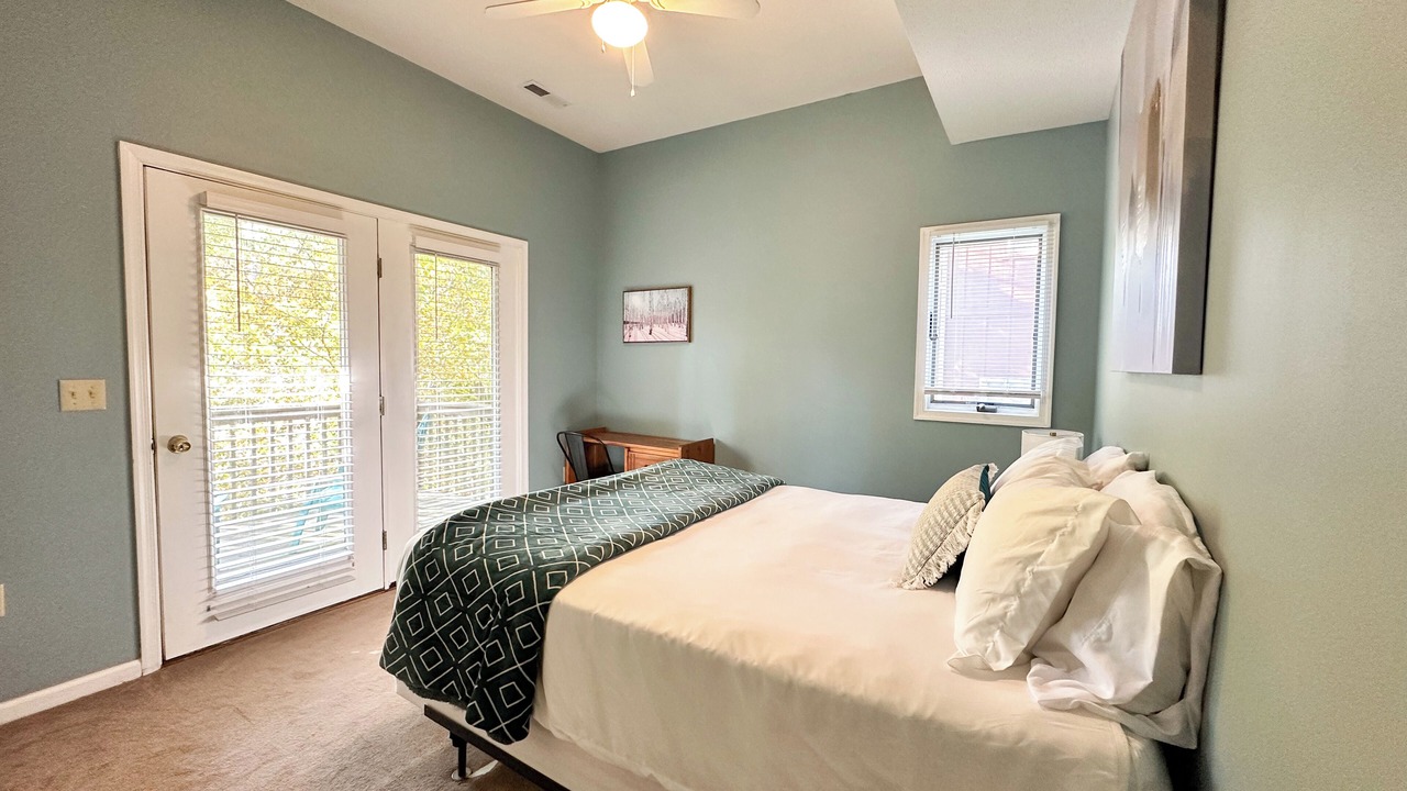 Photo of Bedroom in Massanutten