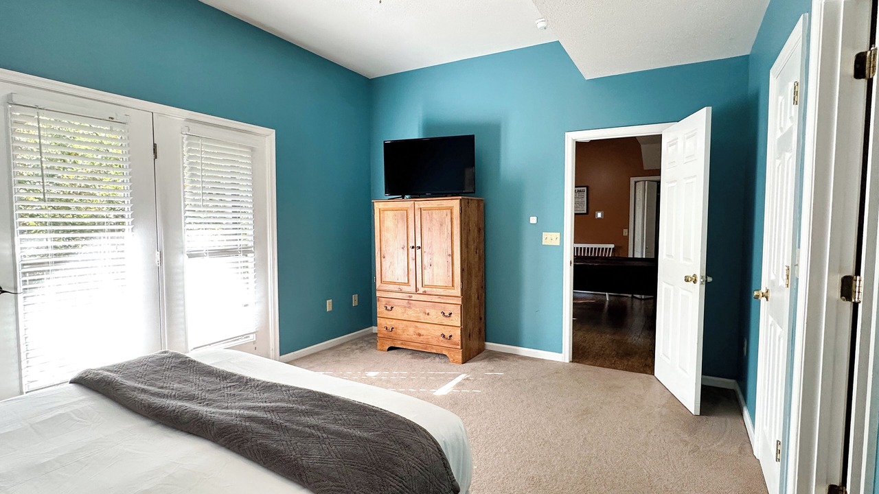 Photo of Bedroom in Massanutten
