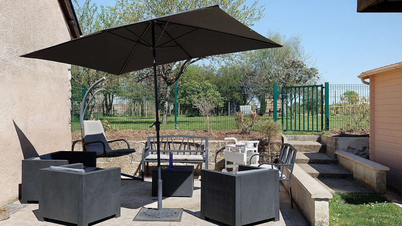 Photo of Outdoor in Noyant-Villages