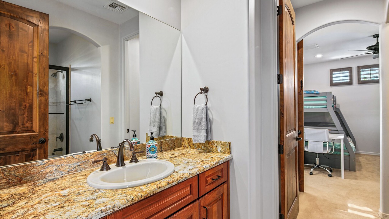 Photo of Bathroom in Pinnacle Peak