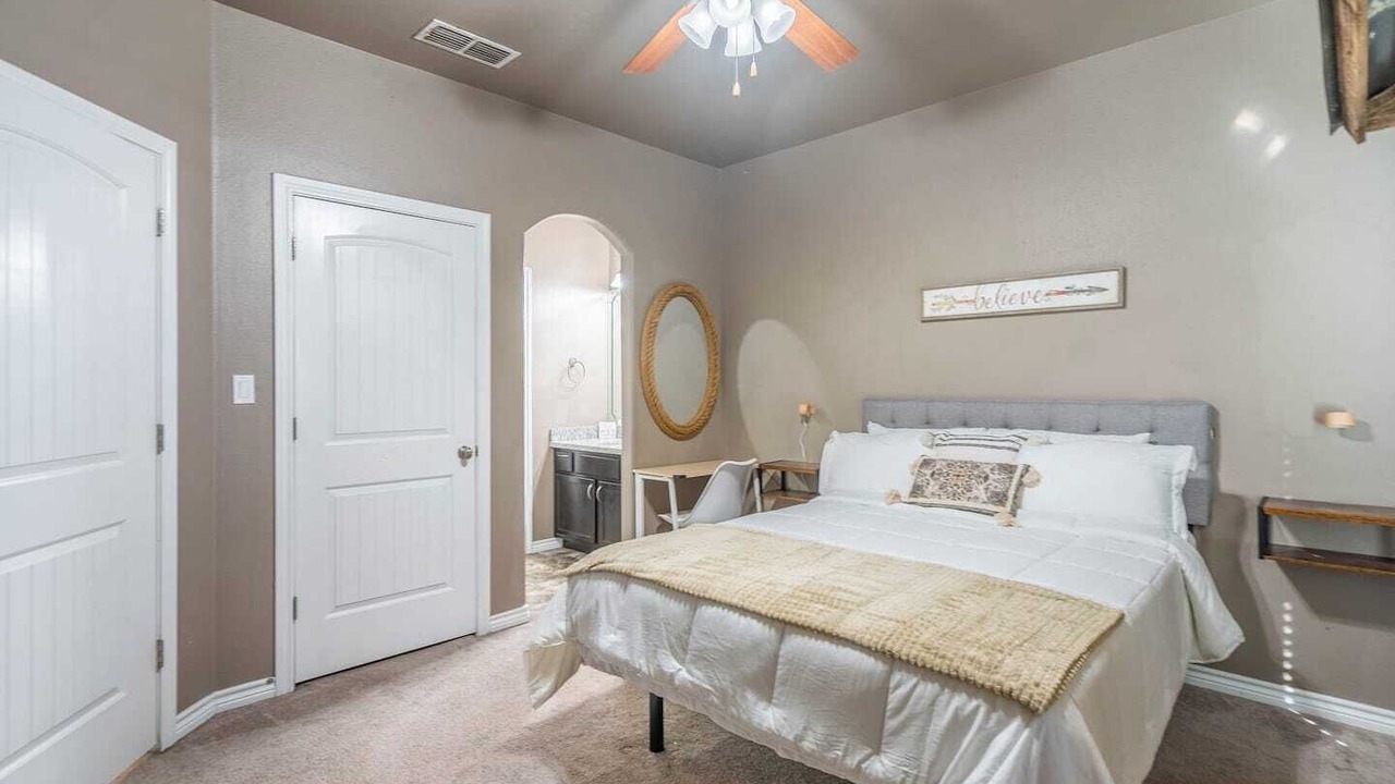 Photo of Bedroom in Odessa