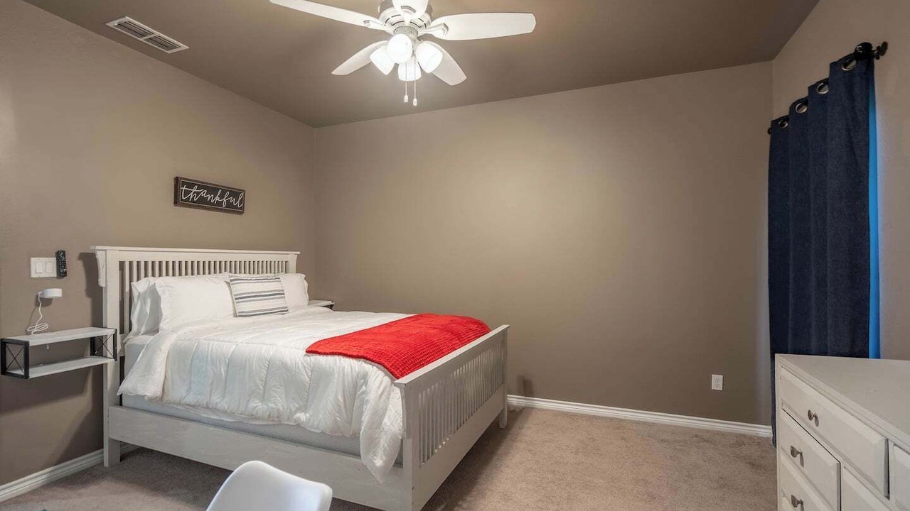 Photo of Bedroom in Odessa