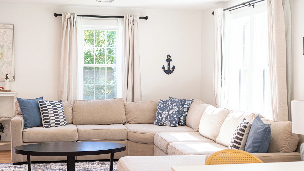 Photo of Livingroom in Falmouth