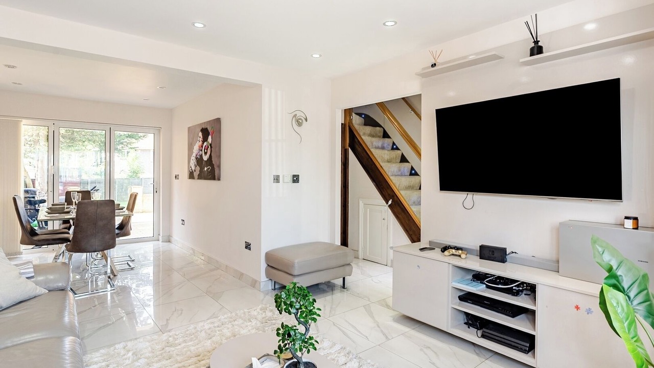 Photo of Livingroom in Sudbury