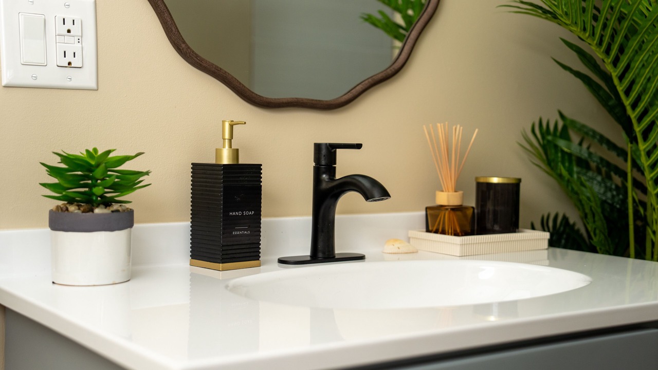 Photo of Bathroom in Captain Cook