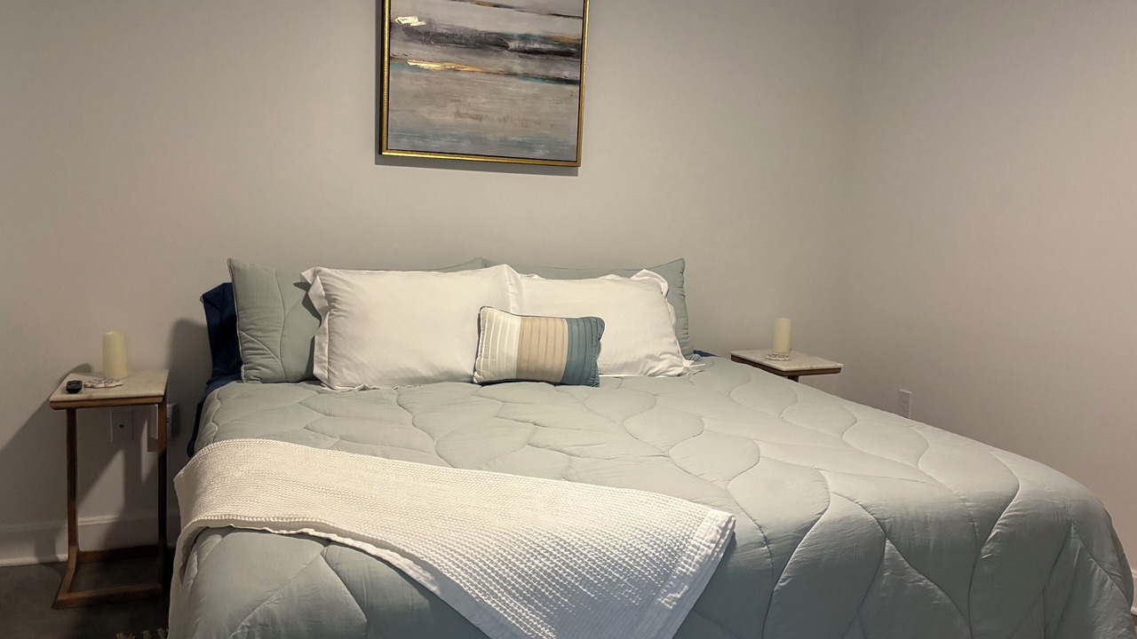 Photo of Bedroom in East Lawrence