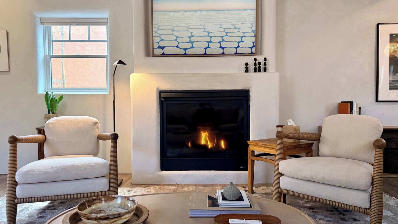 Photo of Livingroom in Historic Eastside
